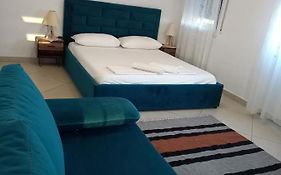 Guesthouse Bela